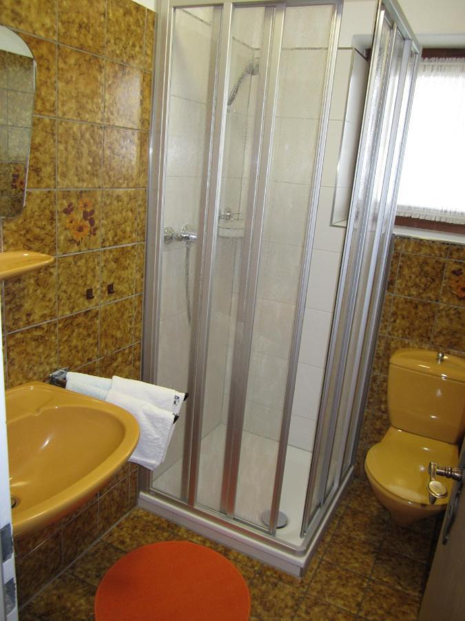 Doppelzimmer mit Balkon